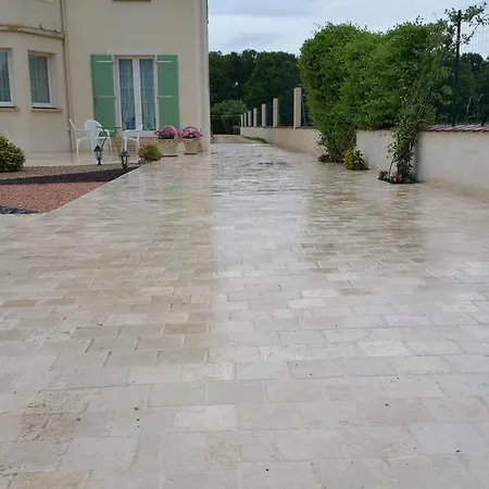 La Rotonde 77 * Μπαρμπιζόν