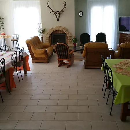 Bed and Breakfast La Rotonde 77 *
