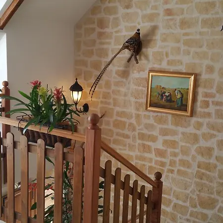 Bed and Breakfast La Rotonde 77 Μπαρμπιζόν