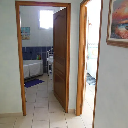 Bed and Breakfast La Rotonde 77 Μπαρμπιζόν