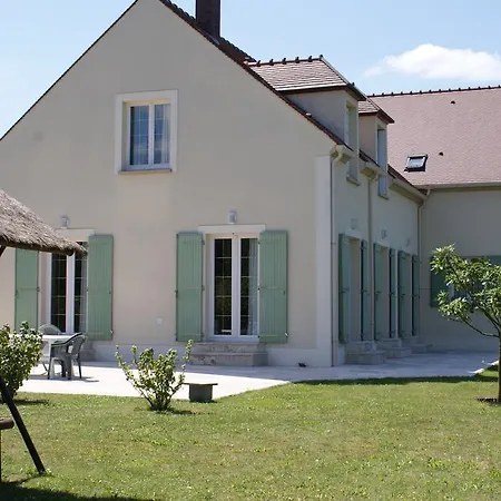 La Rotonde 77 Bed and Breakfast
